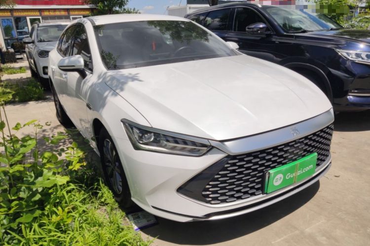 Used BYD Qin PLUS 2024 HONOR Edition DM-i 55KM Leading Model Front Right 45 Deg