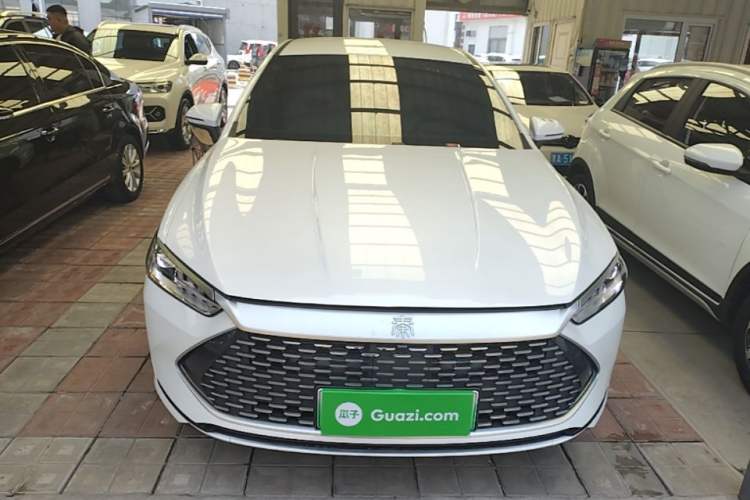 Used BYD Qin PLUS 2024 HONOR Edition DM-i 55KM Leading Model Front