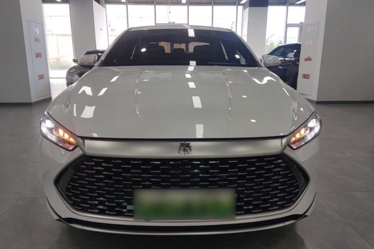 Used BYD Qin PLUS 2024 HONOR Edition DM-i 55KM Leading Model Front