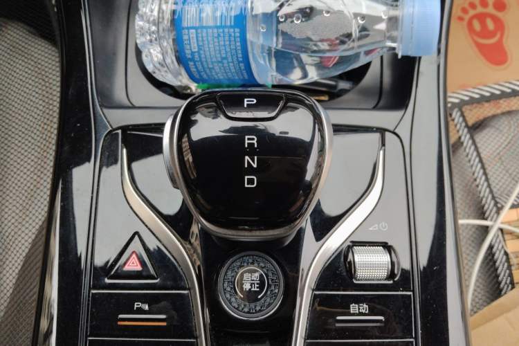 Used BYD Qin PLUS 2024 HONOR Edition DM-i 55KM Leading Model Gear Lever
