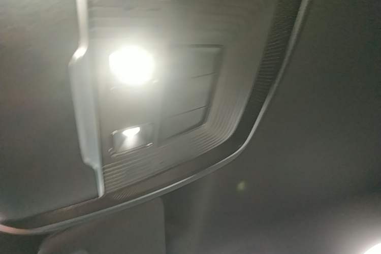 Used BYD Qin PLUS 2024 HONOR Edition DM-i 55KM Leading Model Headliner