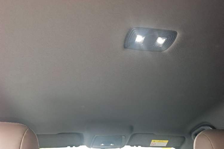 Used BYD Qin PLUS 2024 HONOR Edition DM-i 55KM Leading Model Headliner