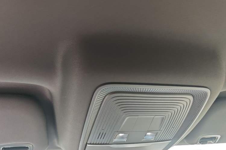 Used BYD Qin PLUS 2024 HONOR Edition DM-i 55KM Leading Model Headliner