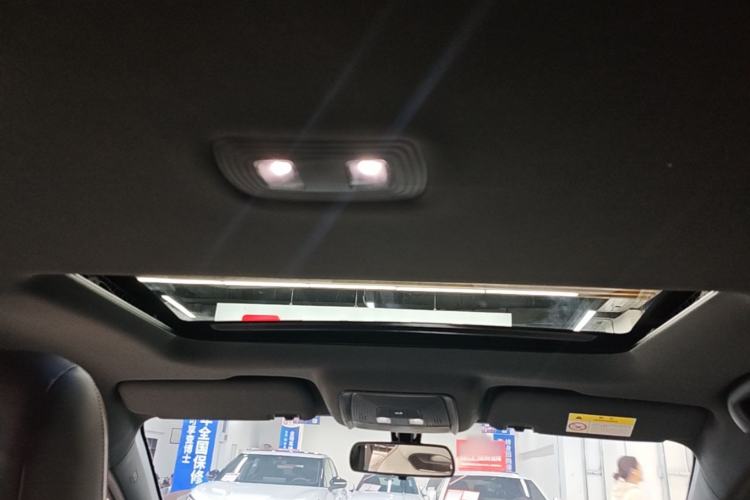 Used BYD Qin PLUS 2024 HONOR Edition DM-i 120KM Beyond Model Headliner
