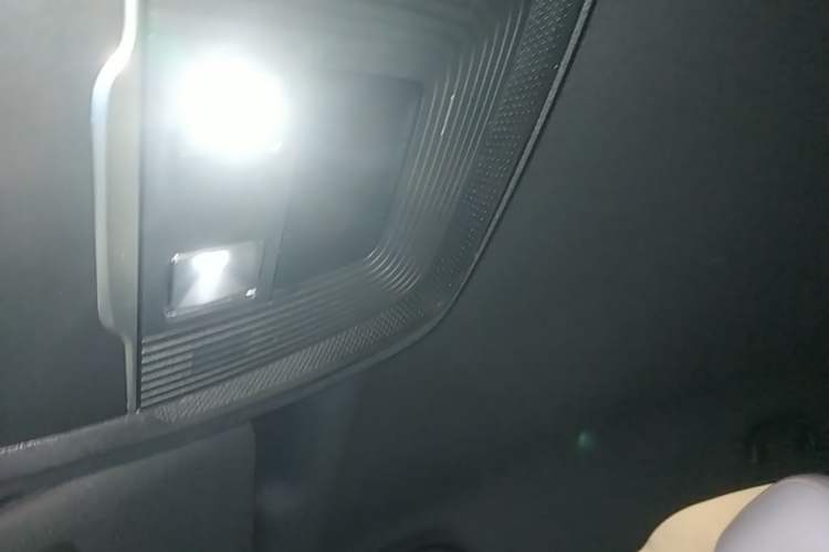 Used BYD Qin PLUS 2024 HONOR Edition DM-i 55KM Leading Model Headliner