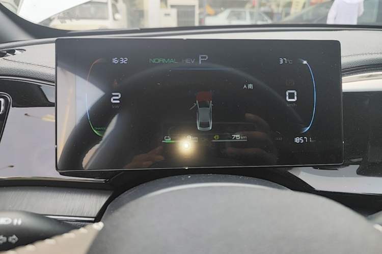 Used BYD Qin PLUS 2024 HONOR Edition DM-i 55KM Leading Model Instrument Cluster