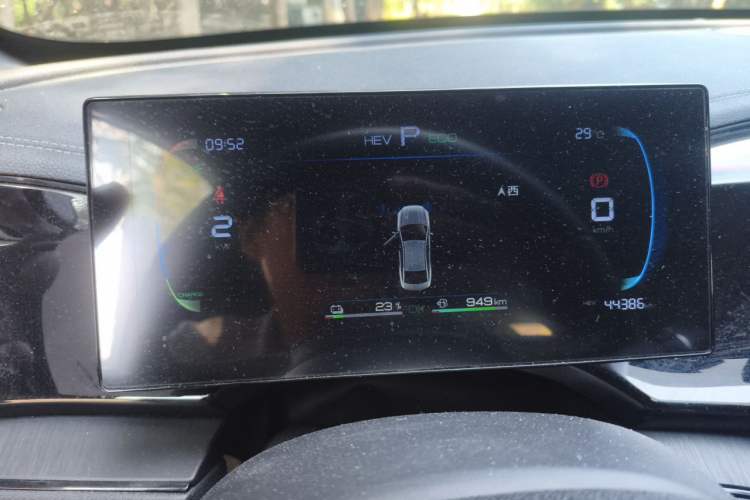 Used BYD Qin PLUS 2024 HONOR Edition DM-i 55KM Leading Model Instrument Cluster