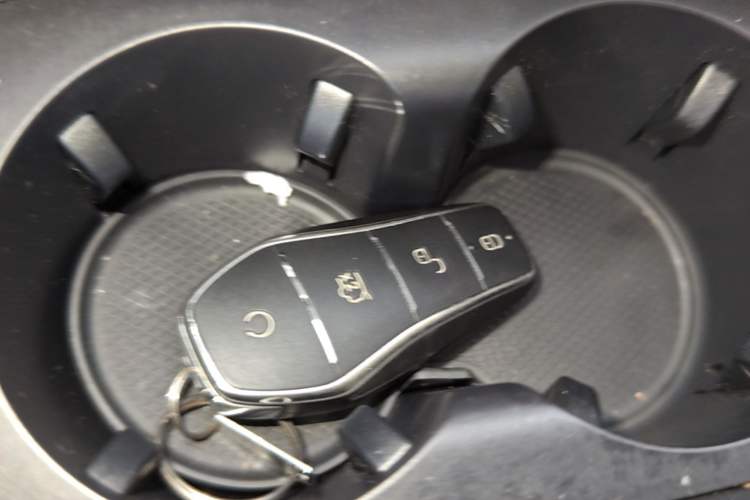Used BYD Qin PLUS 2024 HONOR Edition DM-i 55KM Leading Model Interior 1