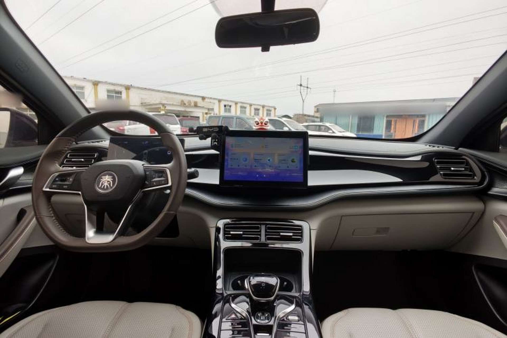 Used BYD Qin PLUS 2024 HONOR Edition DM-i 55KM Leading Model Interior 1