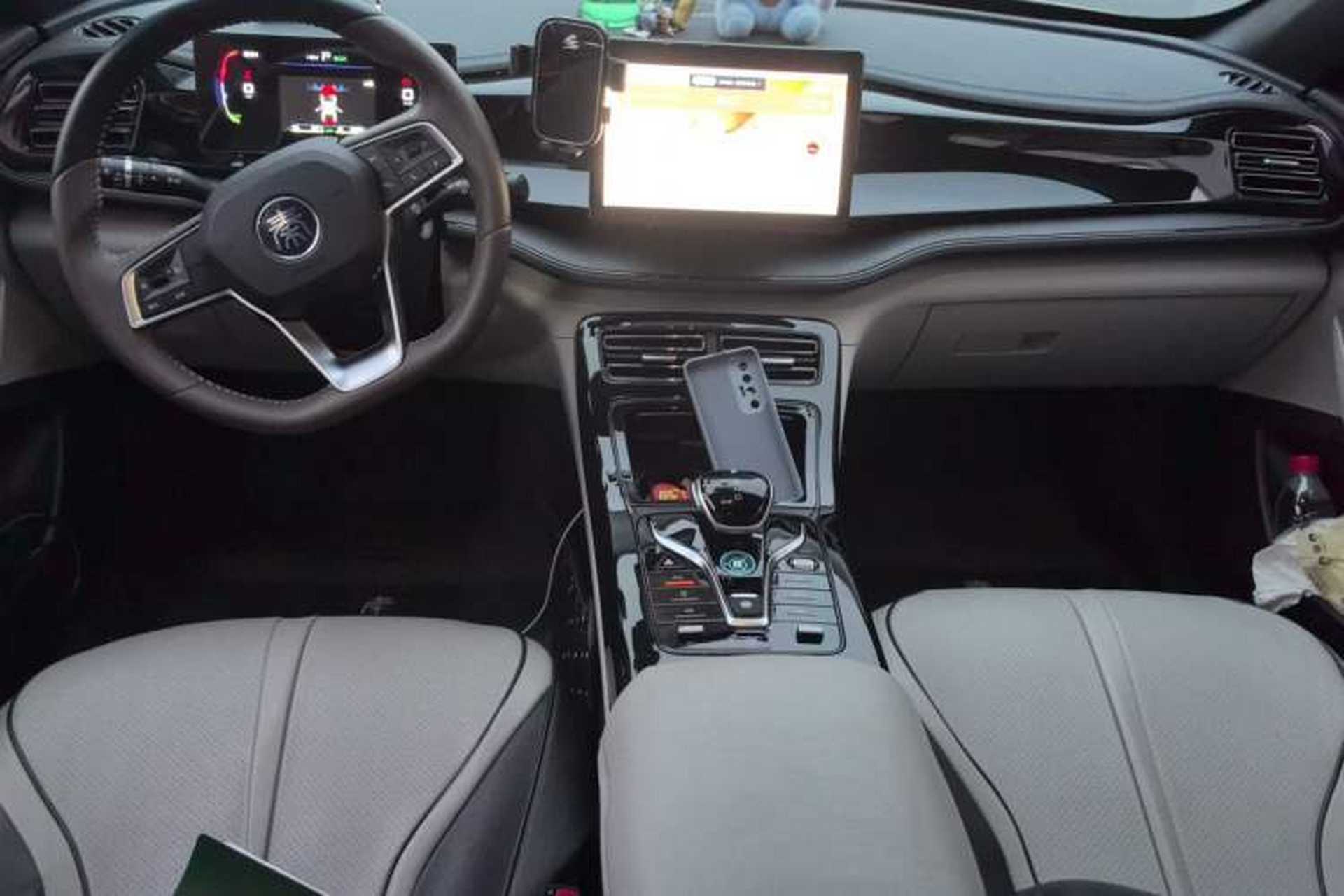 Used BYD Qin PLUS 2024 HONOR Edition DM-i 55KM Leading Model Interior 2