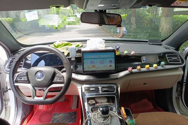 Used BYD Qin PLUS 2024 Honor Edition EV 510KM Leading Model Interior 2