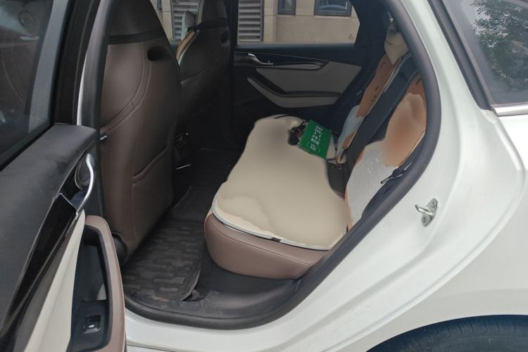 Used BYD Qin PLUS 2024 HONOR Edition DM-i 55KM Beyond Model Interior 4