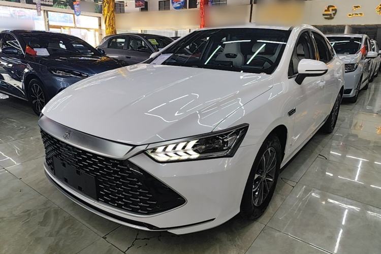 BYD Qin PLUS 2024 HONOR Edition DM-i 55KM Leading Model