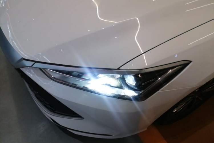 Used BYD Qin PLUS 2024 HONOR Edition DM-i 55KM Leading Model Left Front Headlight