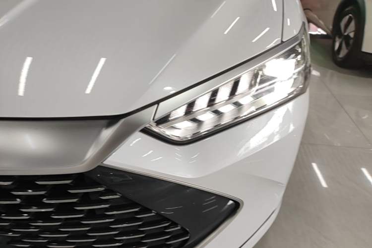 Used BYD Qin PLUS 2024 HONOR Edition DM-i 55KM Leading Model Left Front Headlight