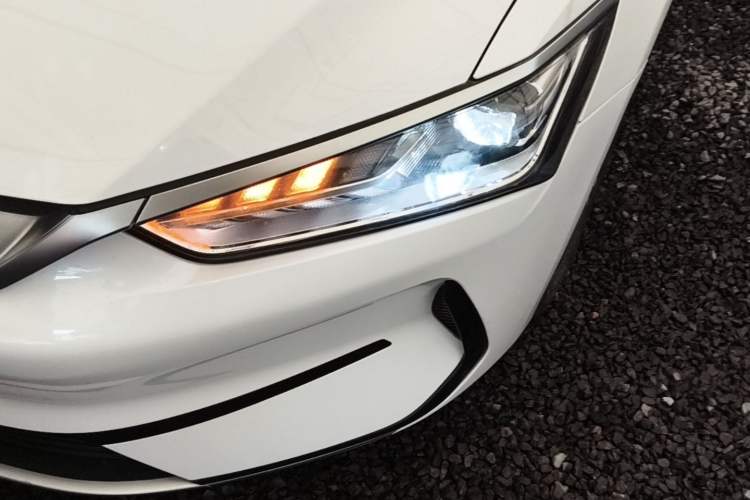 Used BYD Qin PLUS 2024 Honor Edition EV 510KM Leading Model Left Front Headlight