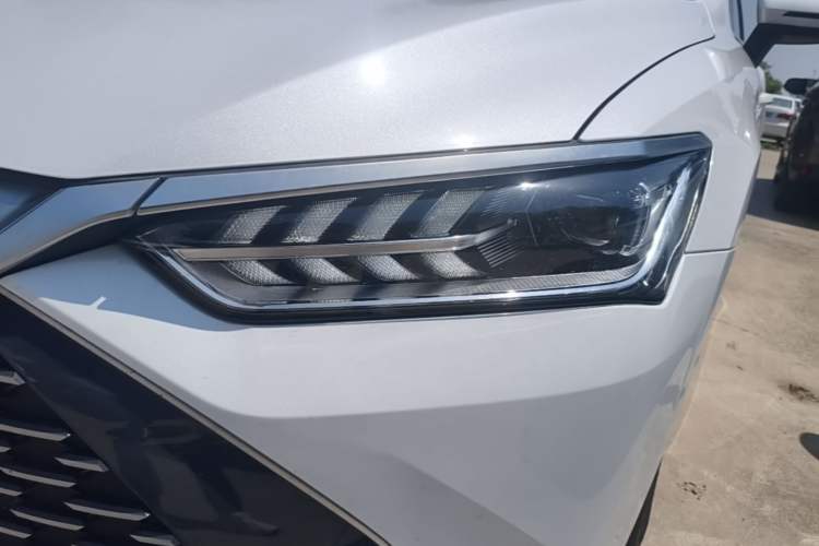 Used BYD Qin PLUS 2024 HONOR Edition DM-i 55KM Leading Model Left Front Headlight