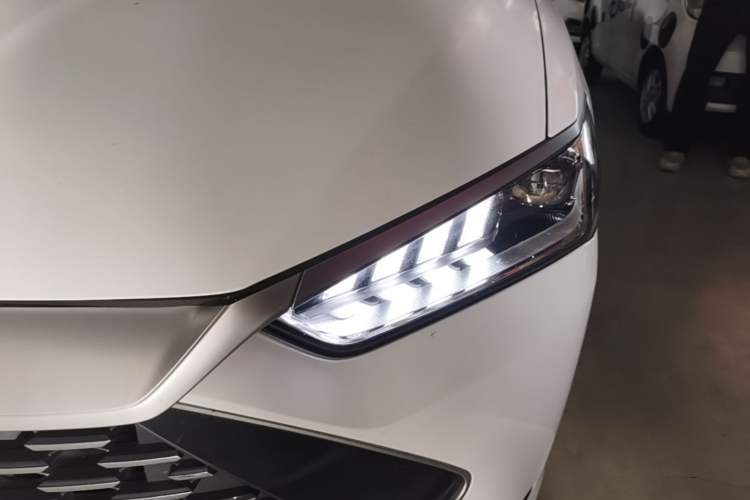 Used BYD Qin PLUS 2024 HONOR Edition DM-i 55KM Leading Model Left Front Headlight