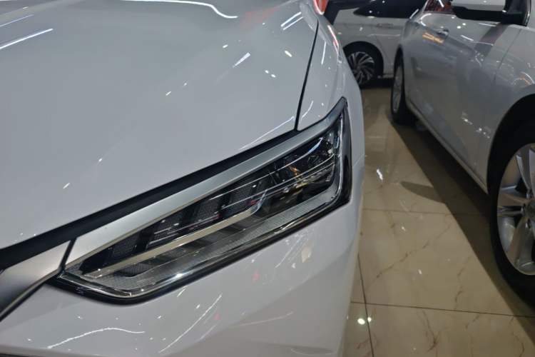 Used BYD Qin PLUS 2024 HONOR Edition DM-i 55KM Leading Model Left Front Headlight