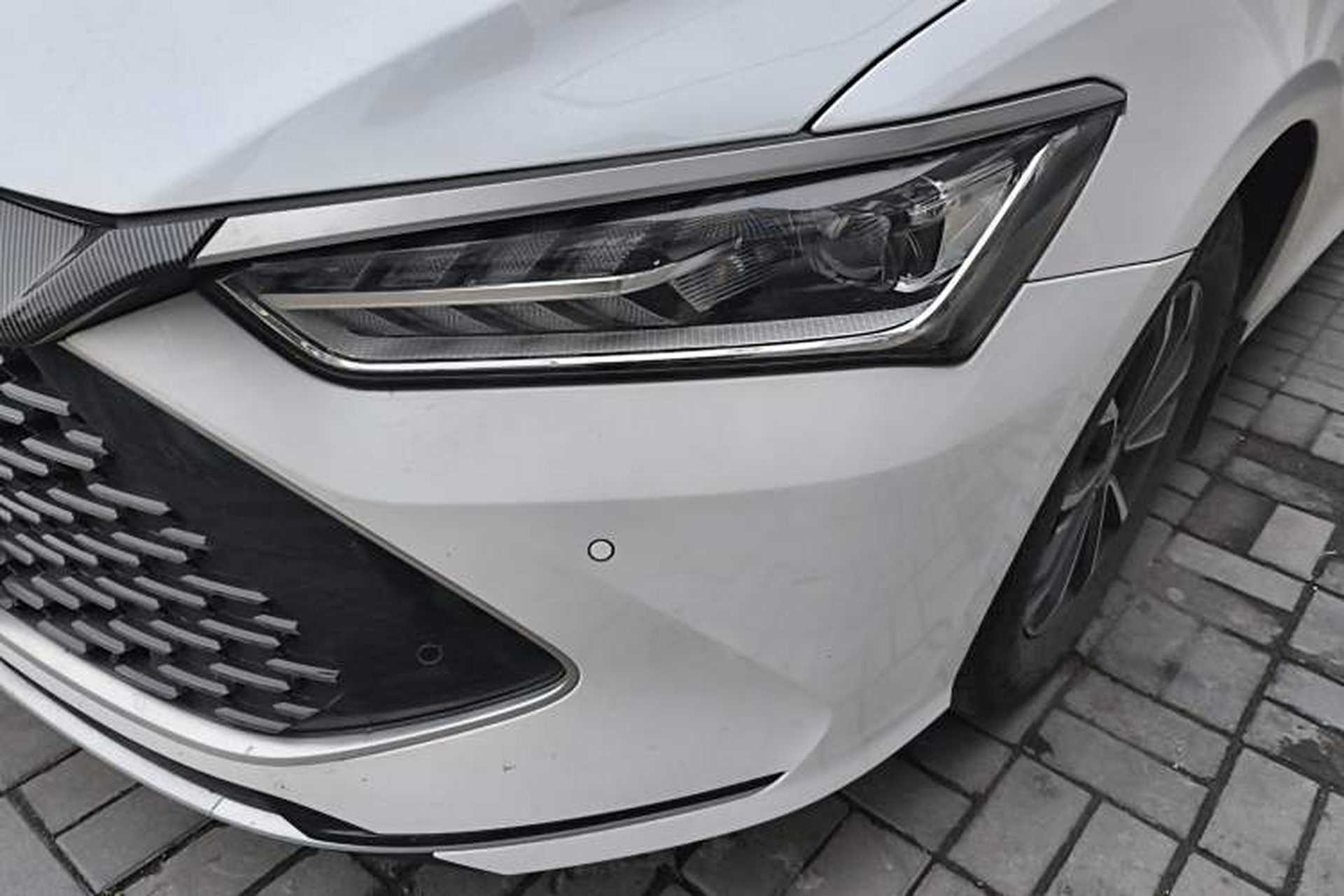 Used BYD Qin PLUS 2024 HONOR Edition DM-i 55KM Beyond Model Left Front Headlight