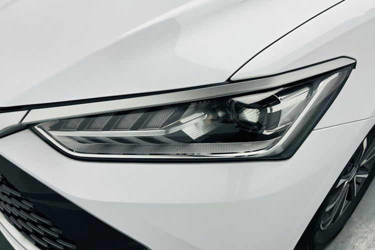 Used BYD Qin PLUS 2024 HONOR Edition DM-i 55KM Leading Model Left Front Headlight