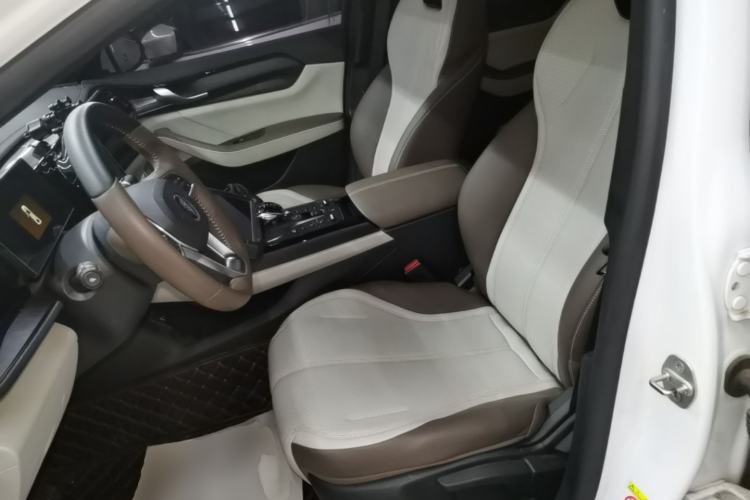 Used BYD Qin PLUS 2024 HONOR Edition DM-i 55KM Leading Model Left Front Seat