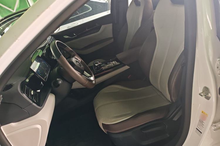 Used BYD Qin PLUS 2024 HONOR Edition DM-i 55KM Leading Model Left Front Seat