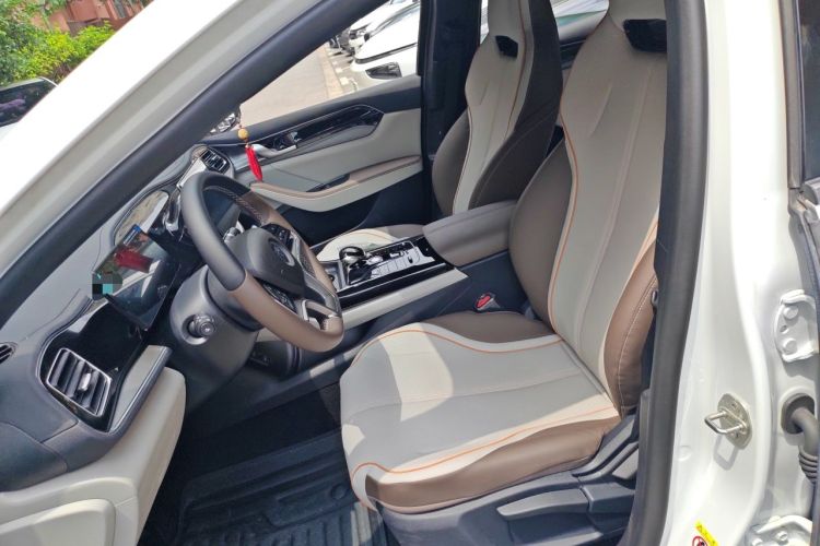 Used BYD Qin PLUS 2024 Honor Edition EV 510KM Leading Model Left Front Seat