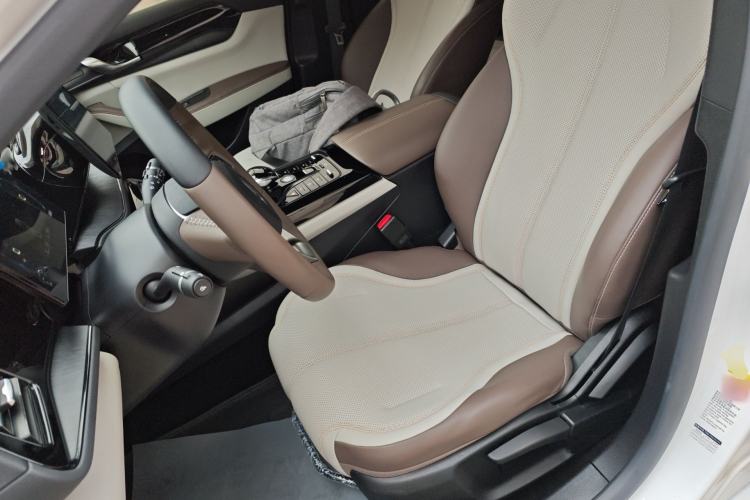 Used BYD Qin PLUS 2024 HONOR Edition DM-i 55KM Leading Model Left Front Seat