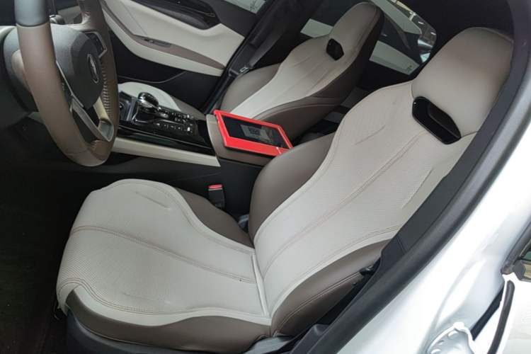 Used BYD Qin PLUS 2024 HONOR Edition DM-i 55KM Leading Model Left Front Seat