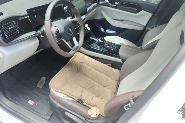 Used BYD Qin PLUS 2024 HONOR Edition DM-i 55KM Leading Model Left Front Seat