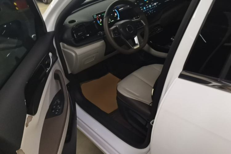 Used BYD Qin PLUS 2024 HONOR Edition DM-i 55KM Leading Model Left Front Seat