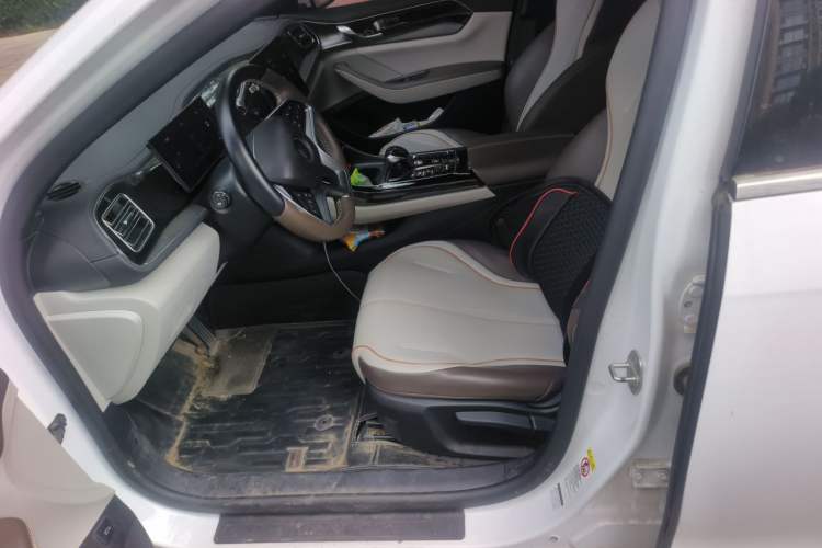 Used BYD Qin PLUS 2024 Honor Edition EV 420KM Leading Model Left Front Seat