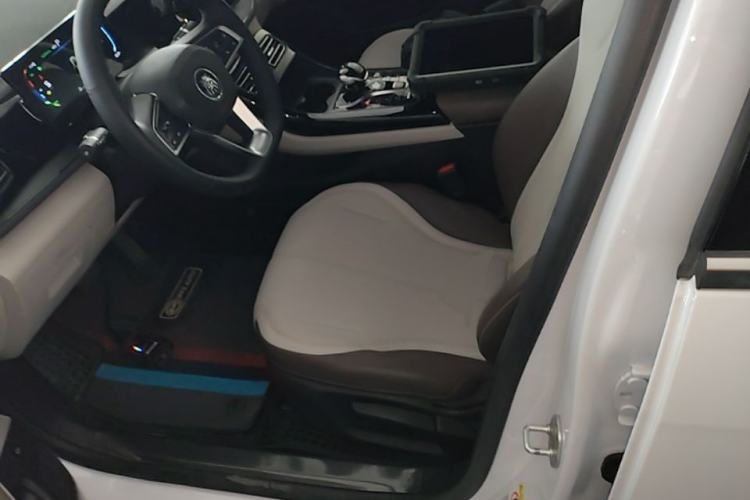 Used BYD Qin PLUS 2024 HONOR Edition DM-i 55KM Leading Model Left Front Seat