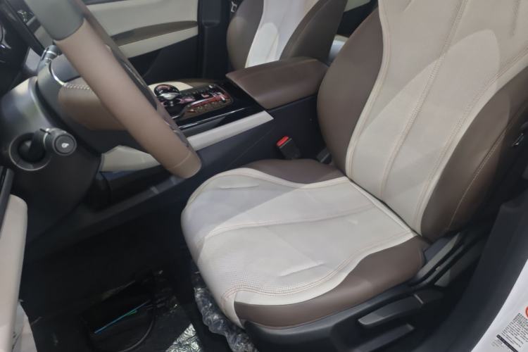 Used BYD Qin PLUS 2024 HONOR Edition DM-i 55KM Leading Model Left Front Seat