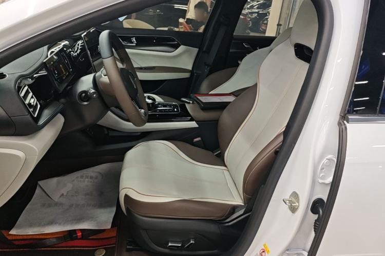 Used BYD Qin PLUS 2024 HONOR Edition DM-i 120KM Beyond Model Left Front Seat