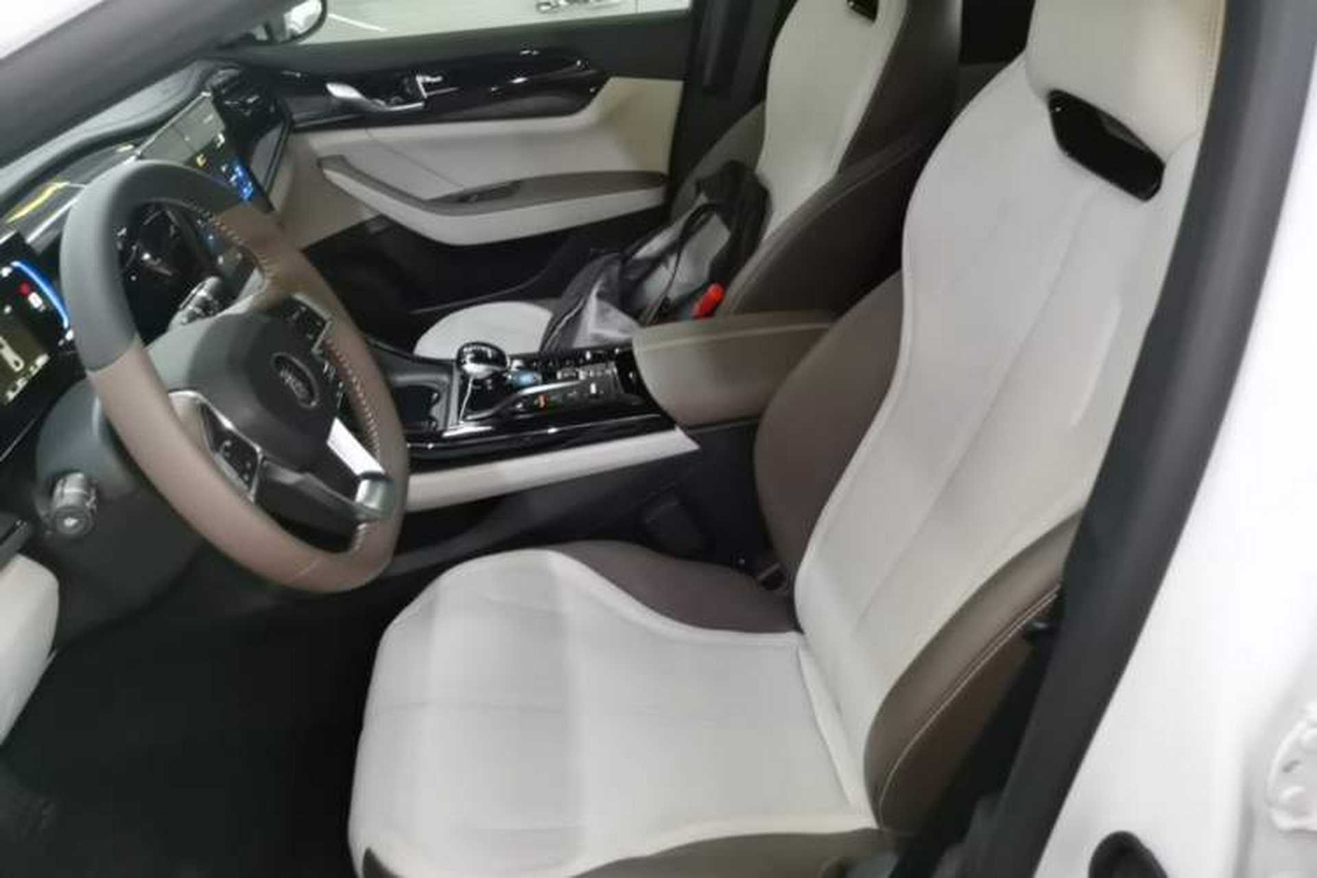 Used BYD Qin PLUS 2024 HONOR Edition DM-i 55KM Leading Model Left Front Seat