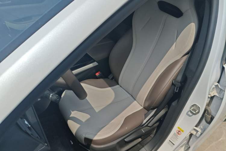 Used BYD Qin PLUS 2024 HONOR Edition DM-i 55KM Leading Model Left Front Seat