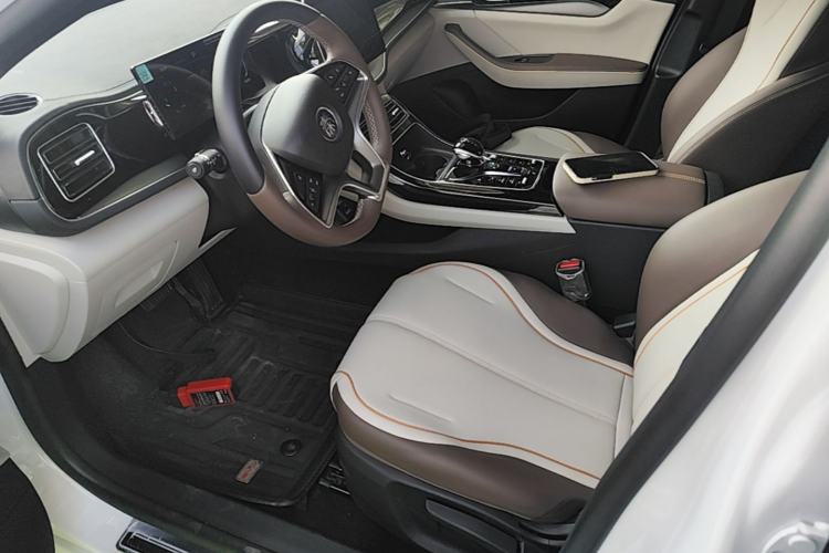 Used BYD Qin PLUS 2024 Honor Edition EV 510KM Leading Model Left Front Seat