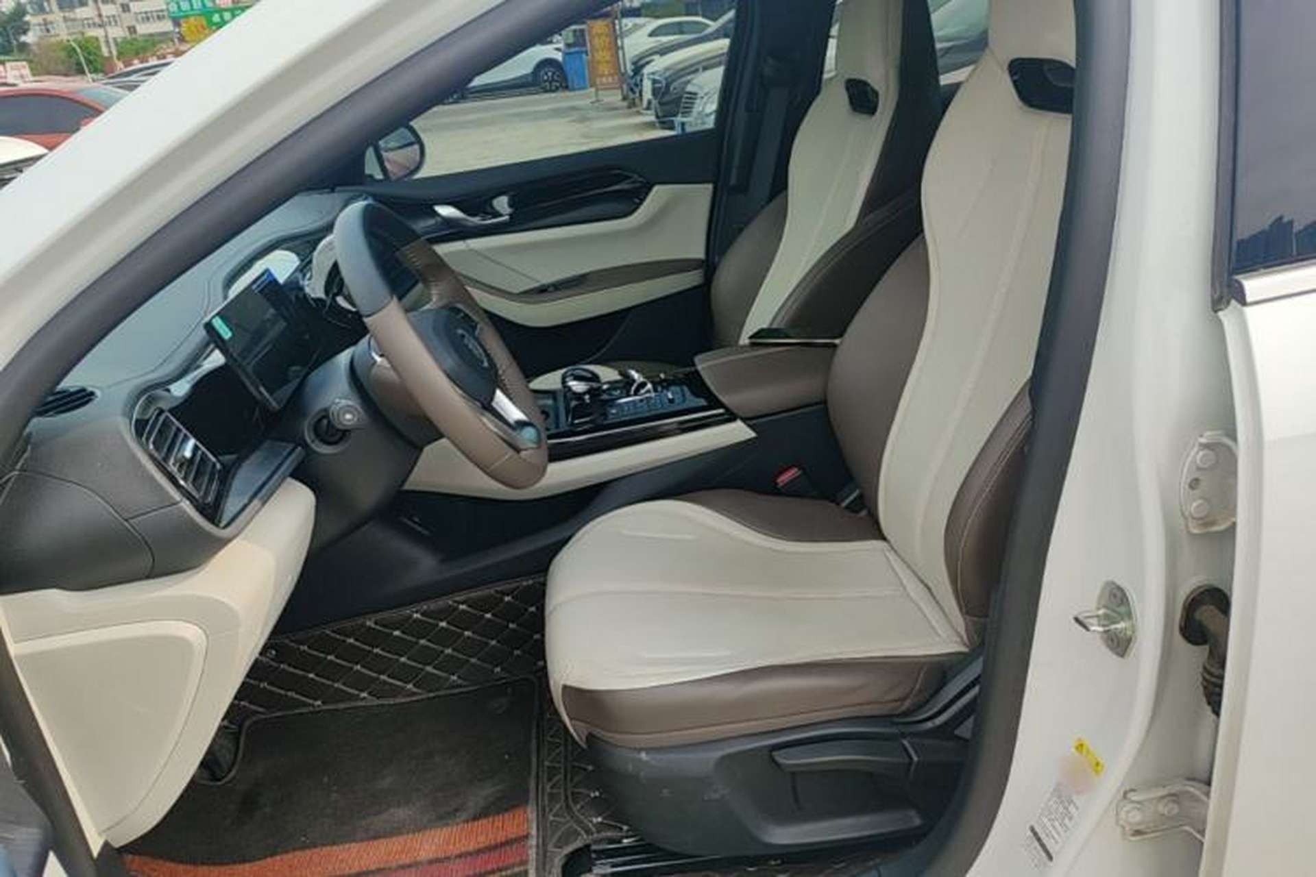 Used BYD Qin PLUS 2024 HONOR Edition DM-i 55KM Leading Model Left Front Seat