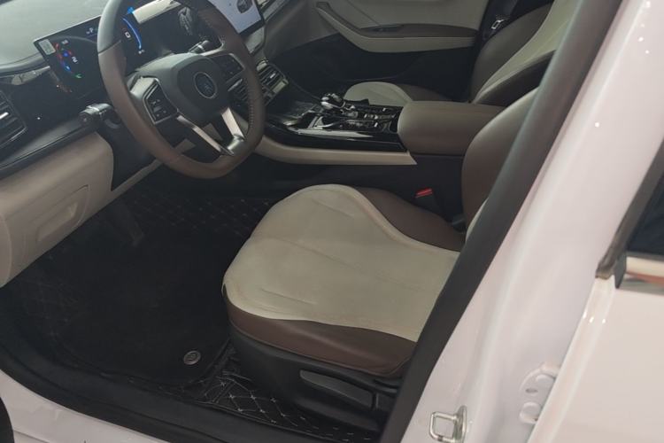 Used BYD Qin PLUS 2024 HONOR Edition DM-i 55KM Leading Model Left Front Seat