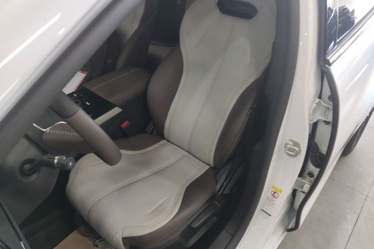 Used BYD Qin PLUS 2024 HONOR Edition DM-i 55KM Leading Model Left Front Seat