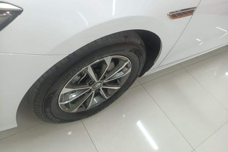 Used BYD Qin PLUS 2024 HONOR Edition DM-i 55KM Leading Model Left Front Wheel Hub