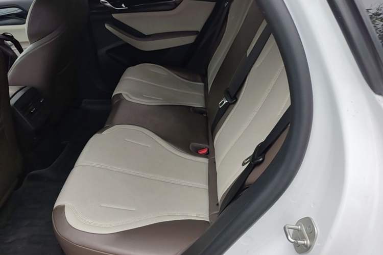 Used BYD Qin PLUS 2024 HONOR Edition DM-i 55KM Leading Model Left Rear Seat