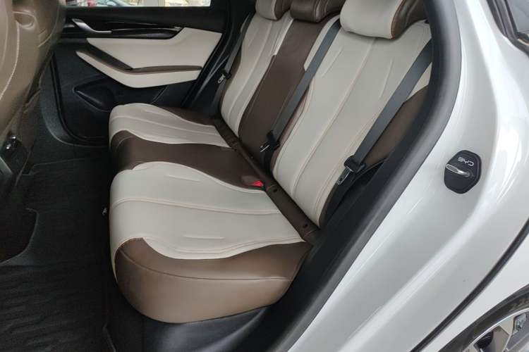 Used BYD Qin PLUS 2024 HONOR Edition DM-i 55KM Leading Model Left Rear Seat