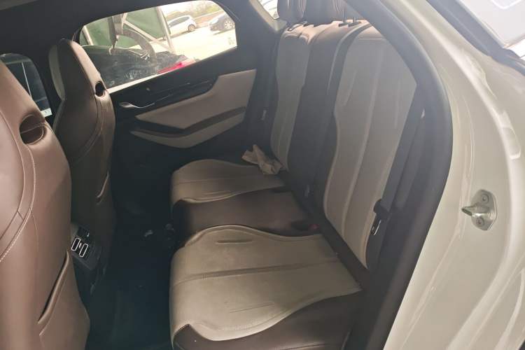 Used BYD Qin PLUS 2024 HONOR Edition DM-i 55KM Leading Model Left Rear Seat