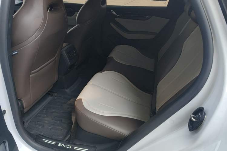 Used BYD Qin PLUS 2024 HONOR Edition DM-i 55KM Leading Model Left Rear Seat