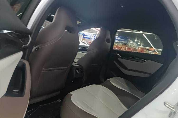 Used BYD Qin PLUS 2024 HONOR Edition DM-i 55KM Leading Model Left Rear Seat