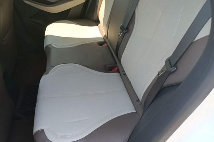 Used BYD Qin PLUS 2024 HONOR Edition DM-i 55KM Leading Model Left Rear Seat