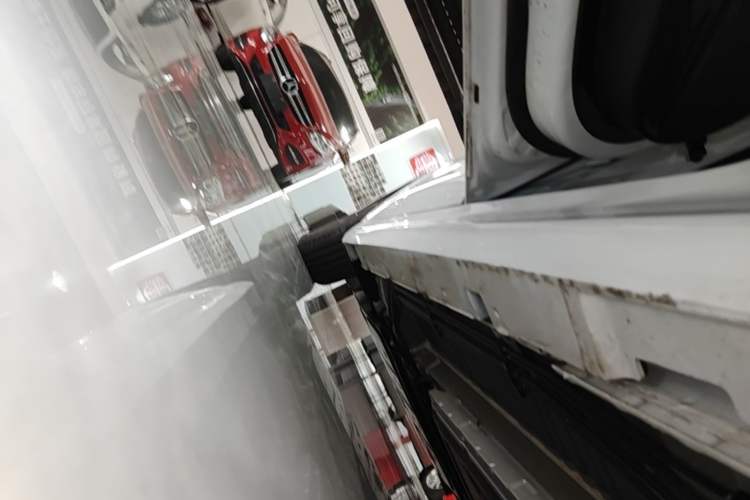 Used BYD Qin PLUS 2024 HONOR Edition DM-i 55KM Leading Model Left Side Sill